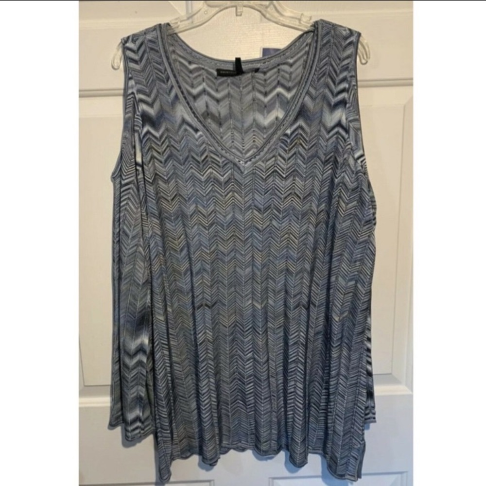 🧋 WHITE HOUSE BLACK MARKET Blue Chevron ZigZag Cold-Shoulder Knit Top NWT 3X - Picture 3 of 13